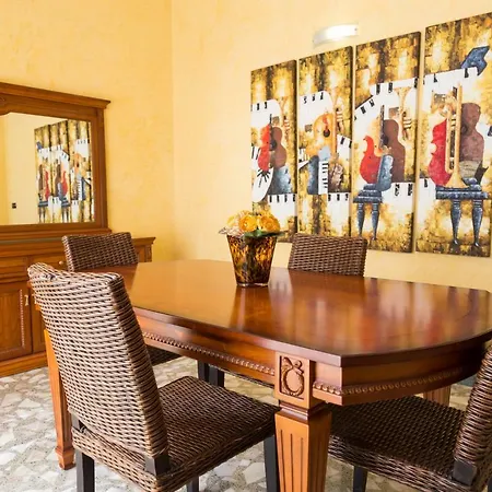 Filomarini דירה *