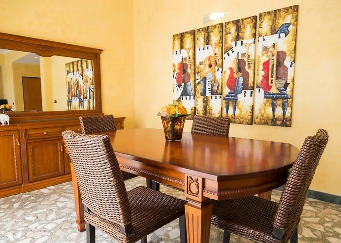 Filomarini Apartment *